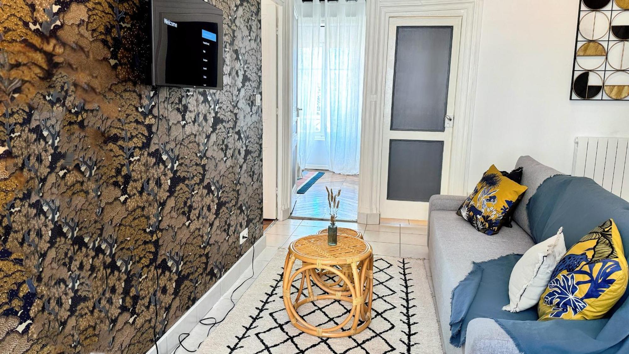 Suite Flamenco Oullins Dış mekan fotoğraf